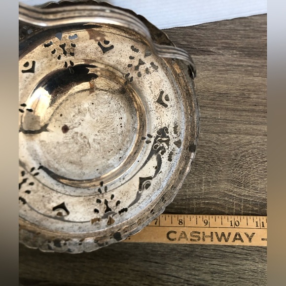 Vtg Silver Decorative Basket with Handle and Etched Design - Picture 7 of 13